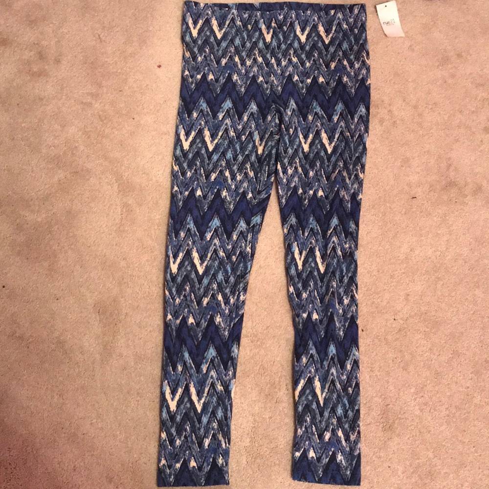 Blue leggings